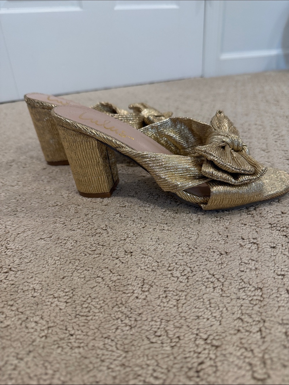 Lulu's Metallic Gold Knot Mules size 9 - Picture 2 of 5